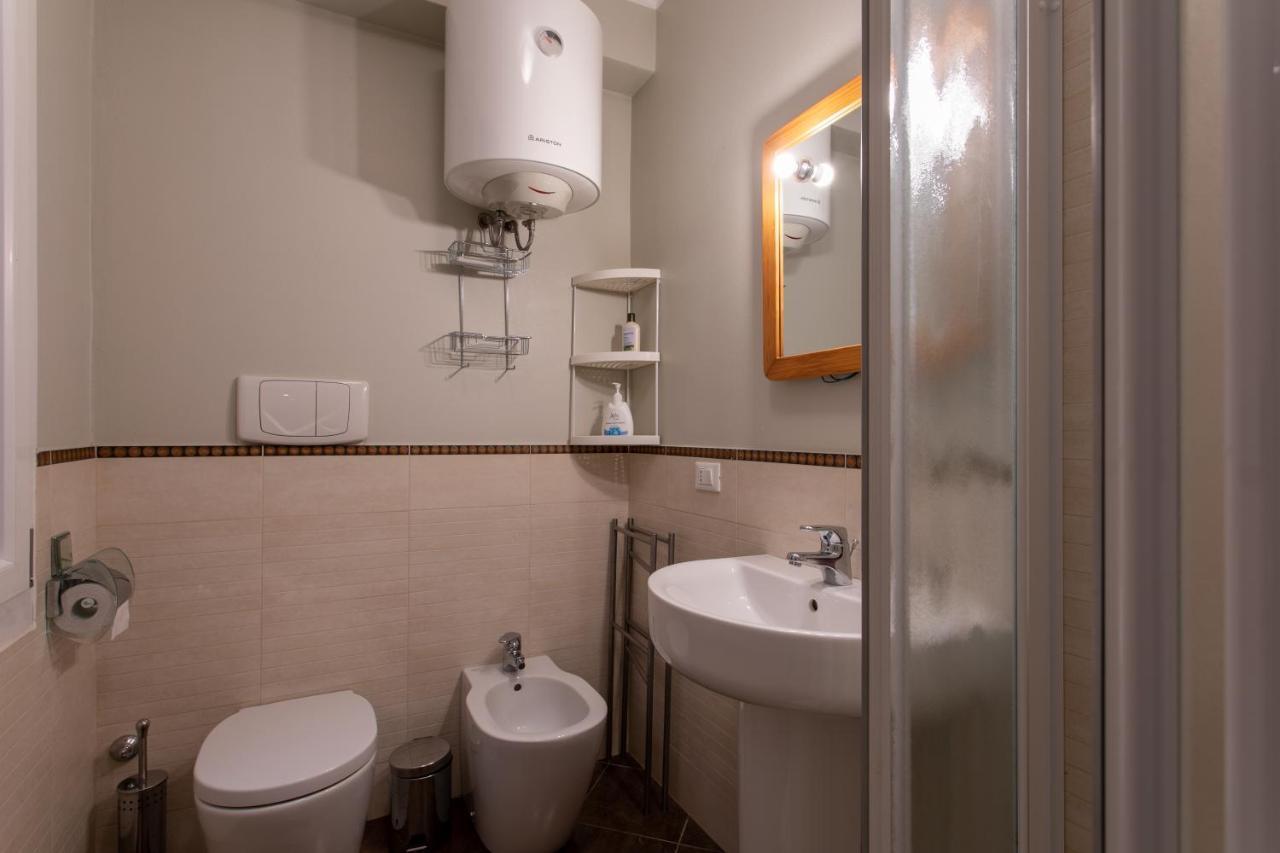 Venice Lance With Lift, 2 Minutes Walk From The Train Station Exterior photo